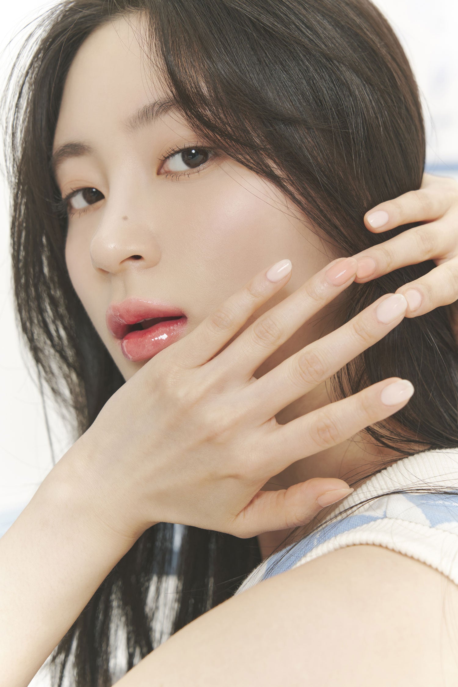 rom&nd, romand, dewyful water tint, glossy, volume glow tint, lip plumping, lip gloss, plumping gloss, shine lip gloss, lip stain, liquid lipstick, lip tint, korean makeup lipstick, daily lipstick