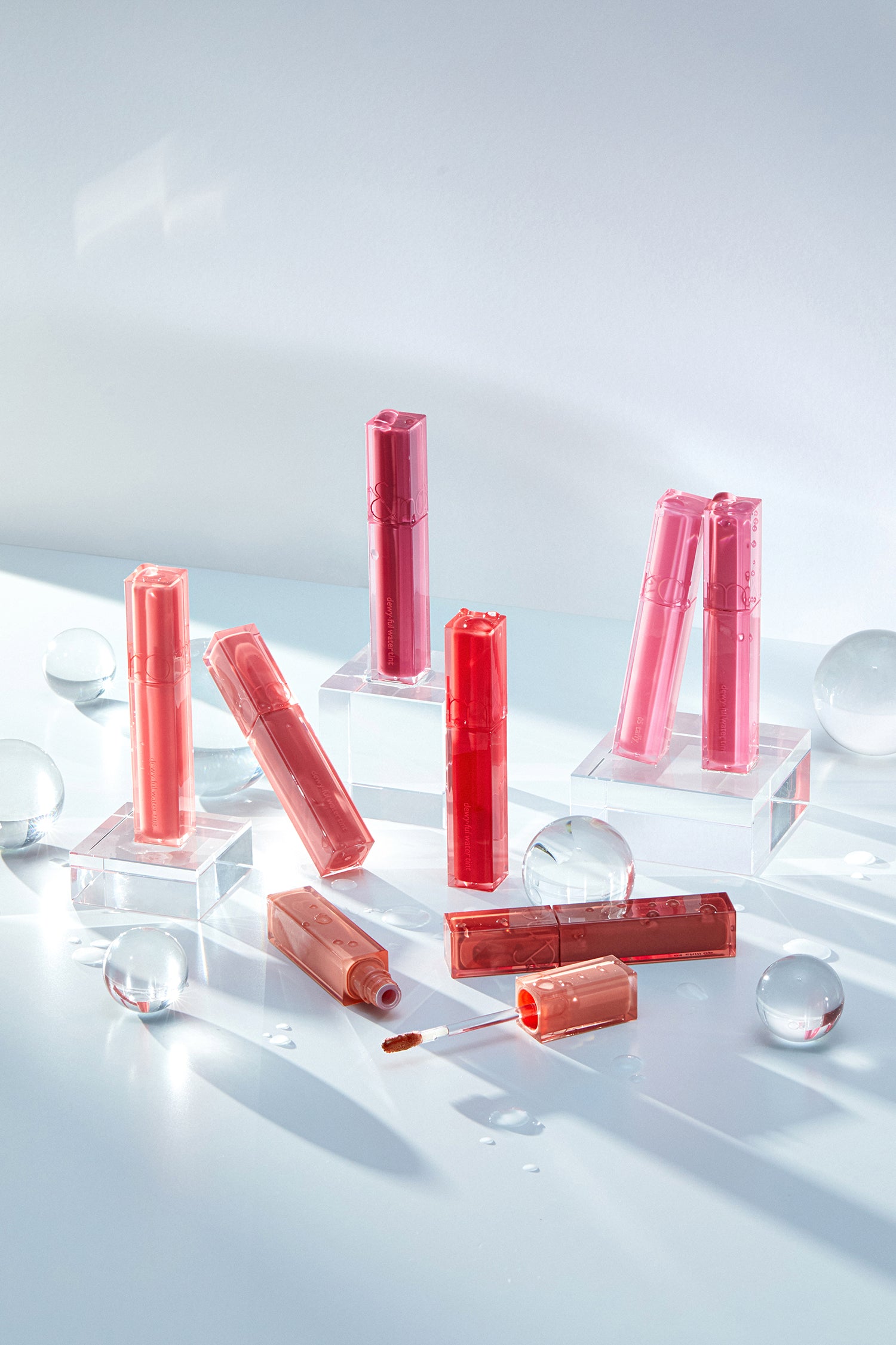 rom&nd, romand, dewyful water tint, glossy, volume glow tint, lip plumping, lip gloss, plumping gloss, shine lip gloss, lip stain, liquid lipstick, lip tint, korean makeup lipstick, daily lipstick